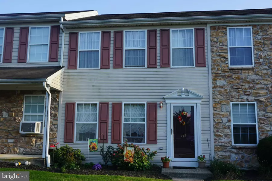 324 CHERRY ST #8, Red Lion, PA 17356