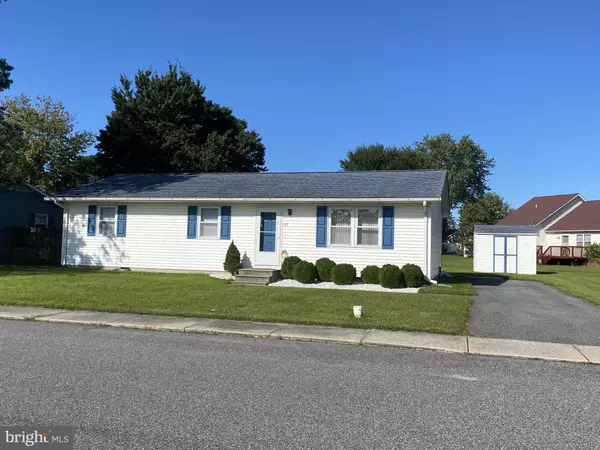 112 LOVERS LN, Felton, DE 19943