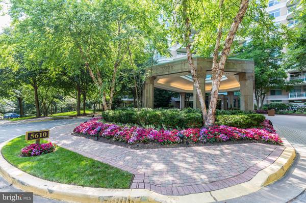 5610 WISCONSIN AVE #802, Chevy Chase, MD 20815