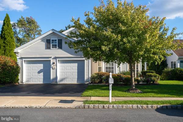 112 CHAMBER LN, Columbus, NJ 08022