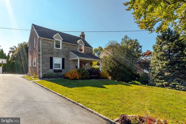 Havertown, PA 19083,2422 SAINT DENIS LN