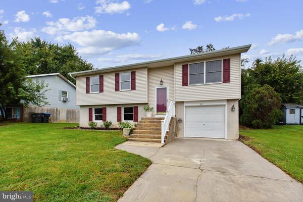 49 GARVEY LN, Newark, DE 19702