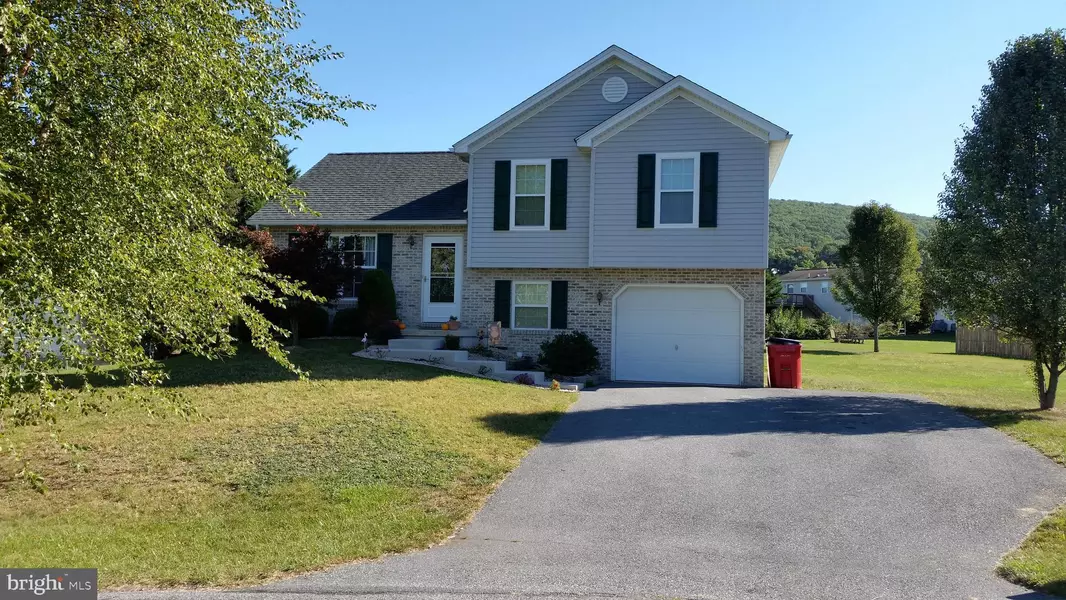 1144 MOUNTAIN SHADOW CT, Fayetteville, PA 17222