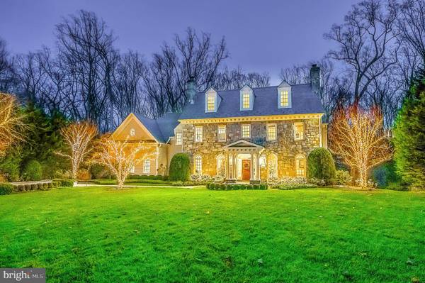 8115 SPRING HILL FARM DR, Mclean, VA 22102