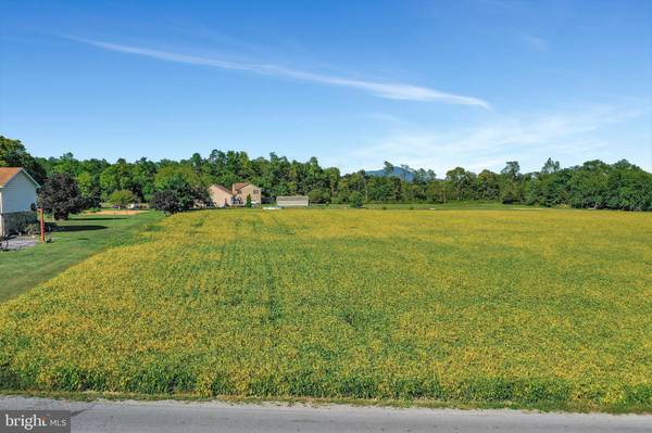 KARPER RD, Mercersburg, PA 17236