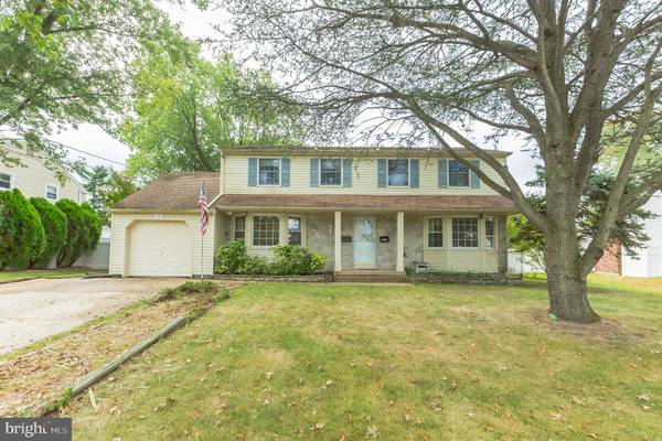 69 KNOLLWOOD DR, Cherry Hill, NJ 08002