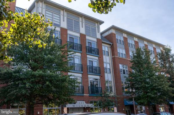 1800 WILSON BLVD #422, Arlington, VA 22201