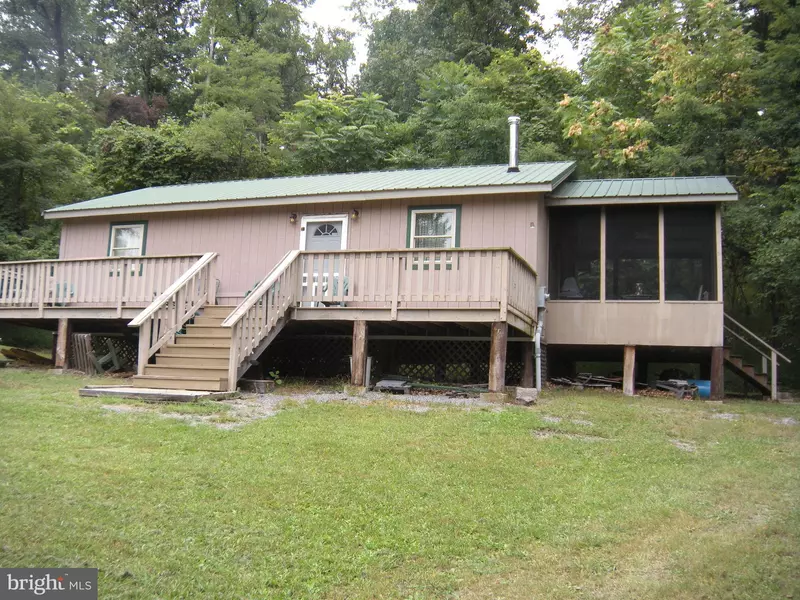 573 MOUNTAIN TOP RD, Bloomery, WV 26817