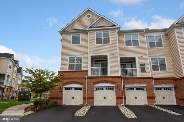 43031 FOXTRAIL WOODS TER #105, Ashburn, VA 20148