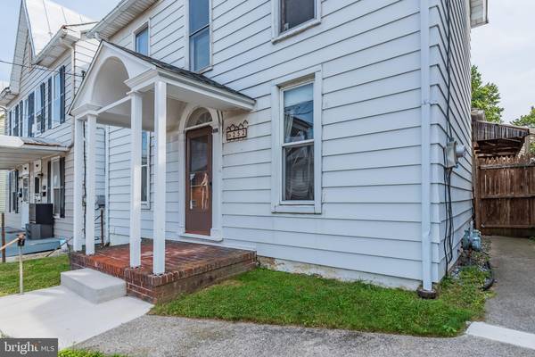 Shippensburg, PA 17257,252 E GARFIELD ST