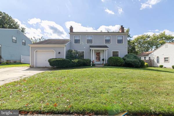 15 UTICA RD, Marlton, NJ 08053