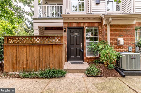 4686 LAWTON WAY, Alexandria, VA 22311