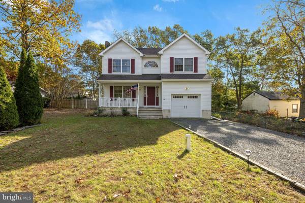 114 4TH AVE, Tuckerton, NJ 08087