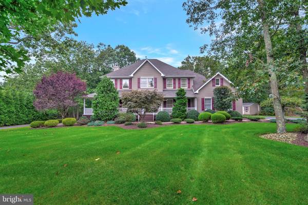 14 OAK LEAF DR, New Egypt, NJ 08533