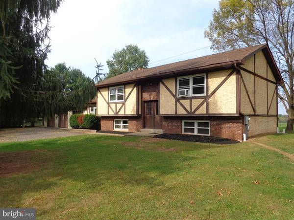 3411 ANDERS RD, Collegeville, PA 19426