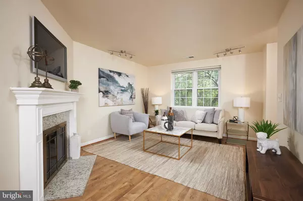 Arlington, VA 22206,2846 S WAKEFIELD ST #C