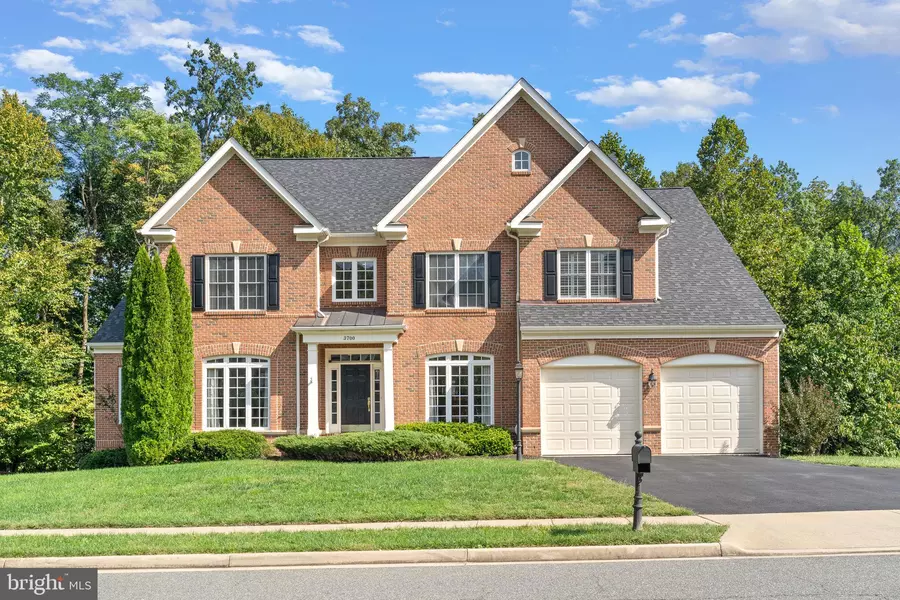 3700 STONEWALL MANOR DR, Triangle, VA 22172