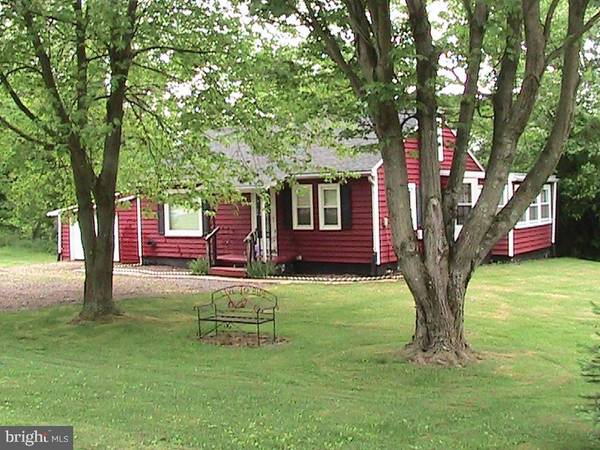 322 WALNUT DALE RD, Shippensburg, PA 17257