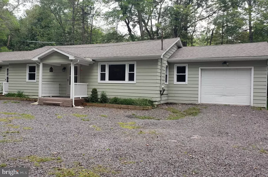 194 MILL MOUNTAIN RD, Drums, PA 18222