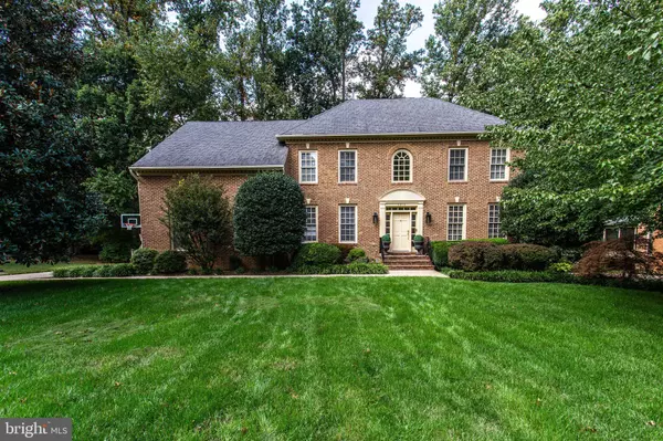 2010 CROFTON PL,  Falls Church,  VA 22043