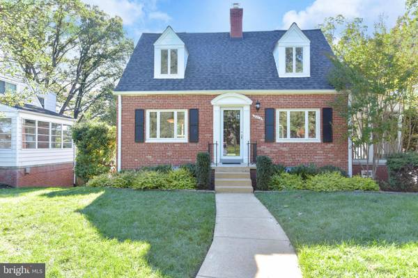 2016 SCROGGINS RD, Alexandria, VA 22302