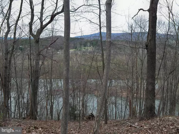 HAWKS NEST LOT 9, Hedgesville, WV 25427