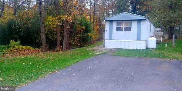 700 SALEM RD #LOT 4, Etters, PA 17319