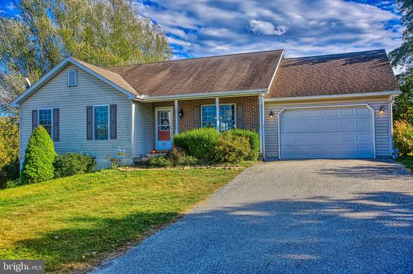 27 EWELL DR, East Berlin, PA 17316