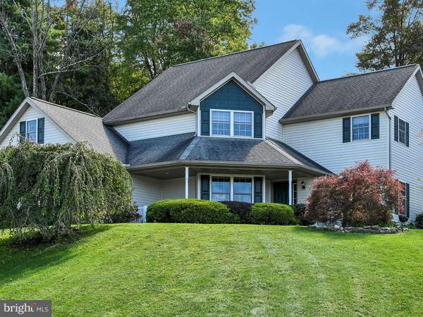 111 CHESTNUT RIDGE DR, Orwigsburg, PA 17961