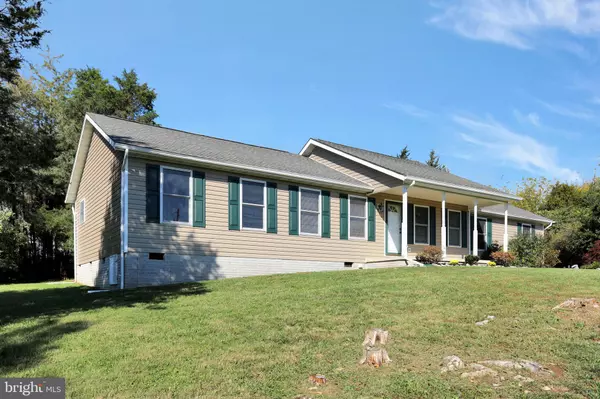 Kearneysville, WV 25430,415 CHERRY HILL FARM DR