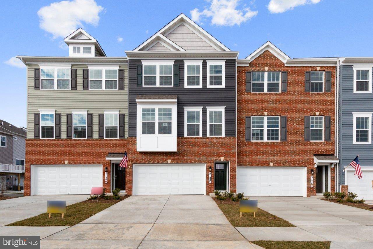 2045 HINSHAW, Odenton, MD 21113