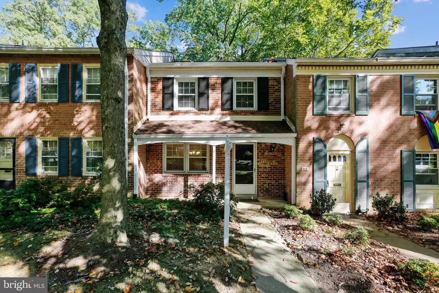 871 AZALEA DR #25, Rockville, MD 20850