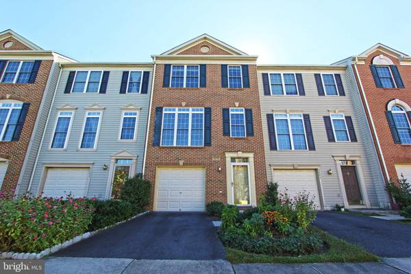 5205 PRAIRIE WILLOW LN, Centreville, VA 20120