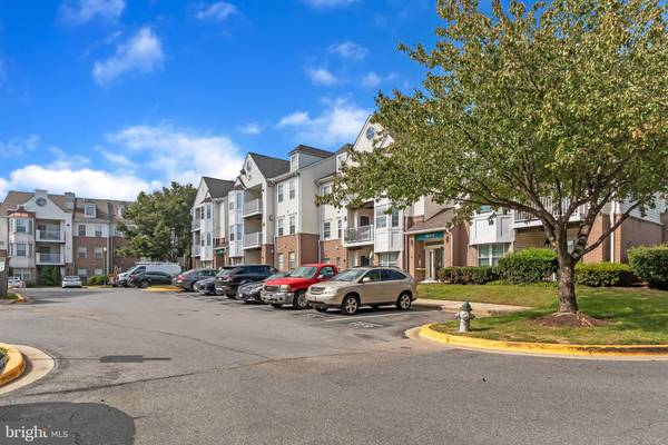 8941 TOWN CENTER CIR #2-206, Upper Marlboro, MD 20774