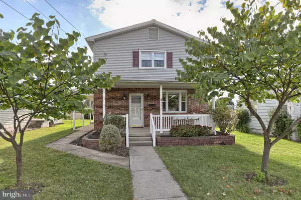 227 S LOCUST ST, Palmyra, PA 17078