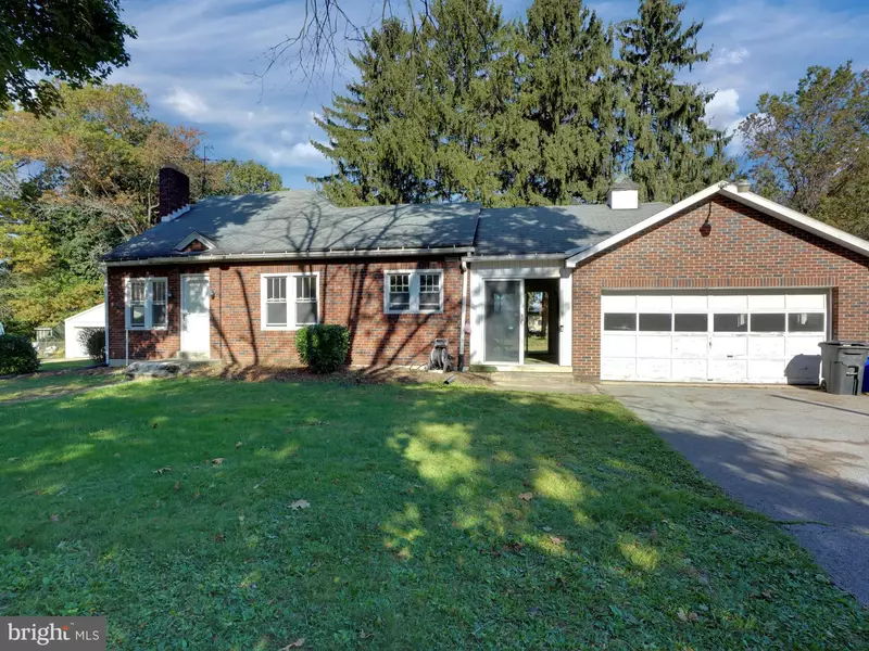 2275 CHURCH RD, York, PA 17408