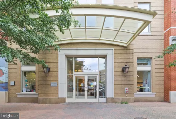 1220 N FILLMORE ST #510, Arlington, VA 22201