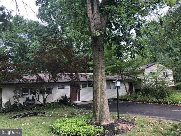 2 HEATHWOOD, East Windsor, NJ 08520