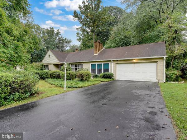 815 PARKRIDGE DR, Media, PA 19063