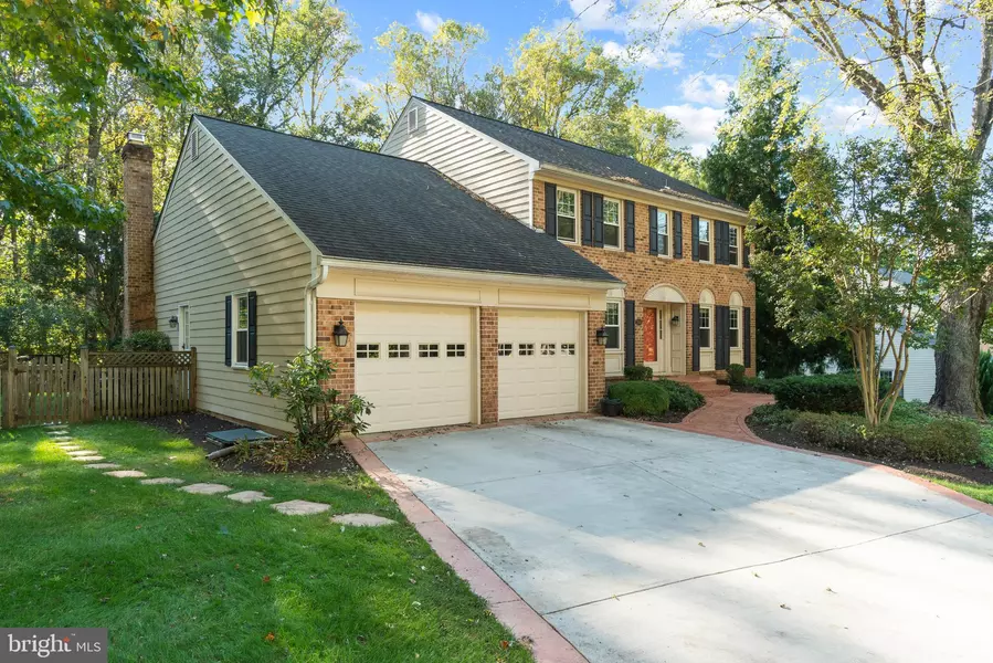 1804 ABBEY OAK DR, Vienna, VA 22182