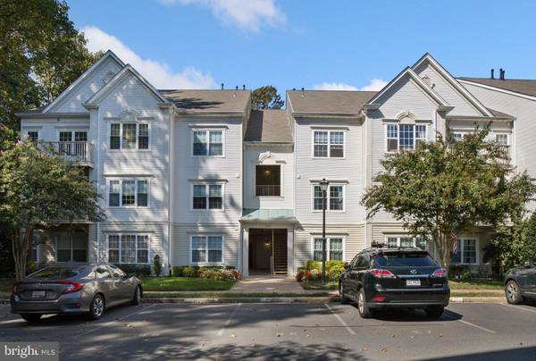 12491 HAYES CT #303, Fairfax, VA 22033