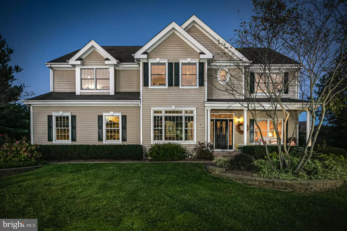 Skillman, NJ 08558,5 ARROWHEAD CT