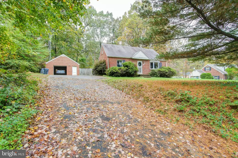 4104 GUINEA RD, Fairfax, VA 22032