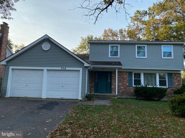 704 SOMERDALE RD, Gloucester Twp, NJ 08012