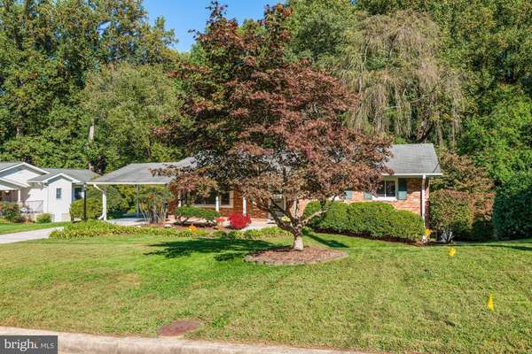 Annandale, VA 22003,3807 IVYDALE DR