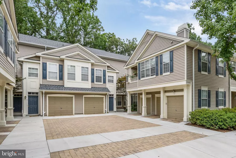 11400 WINDLEAF CT #M, Reston, VA 20194