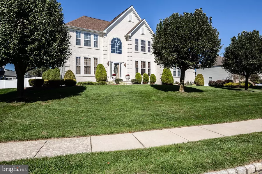 4 KINGSBERRY LN, Woodstown, NJ 08098