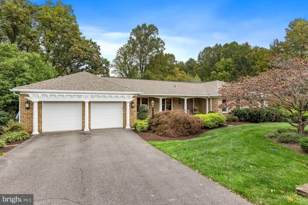 Great Falls, VA 22066,9500 LOCUST HILL DR