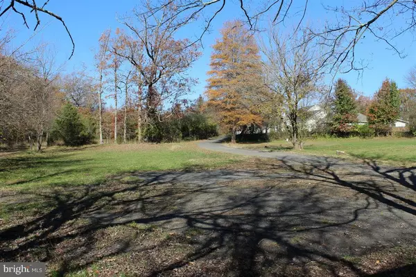 Fairfax, VA 22030,12235 BLUE TOPAZ LN