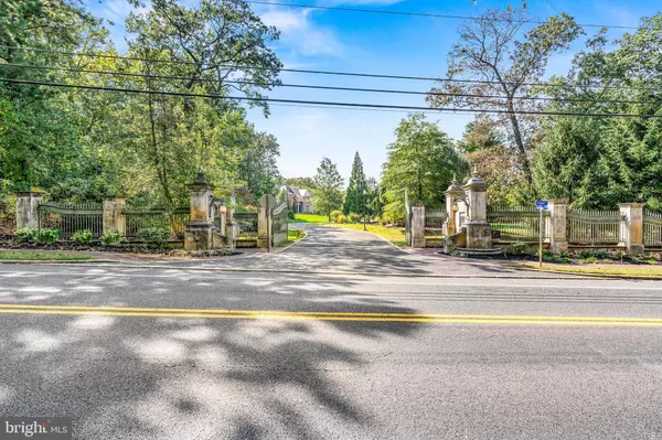 Voorhees, NJ 08043,10 GARIBALDI DR